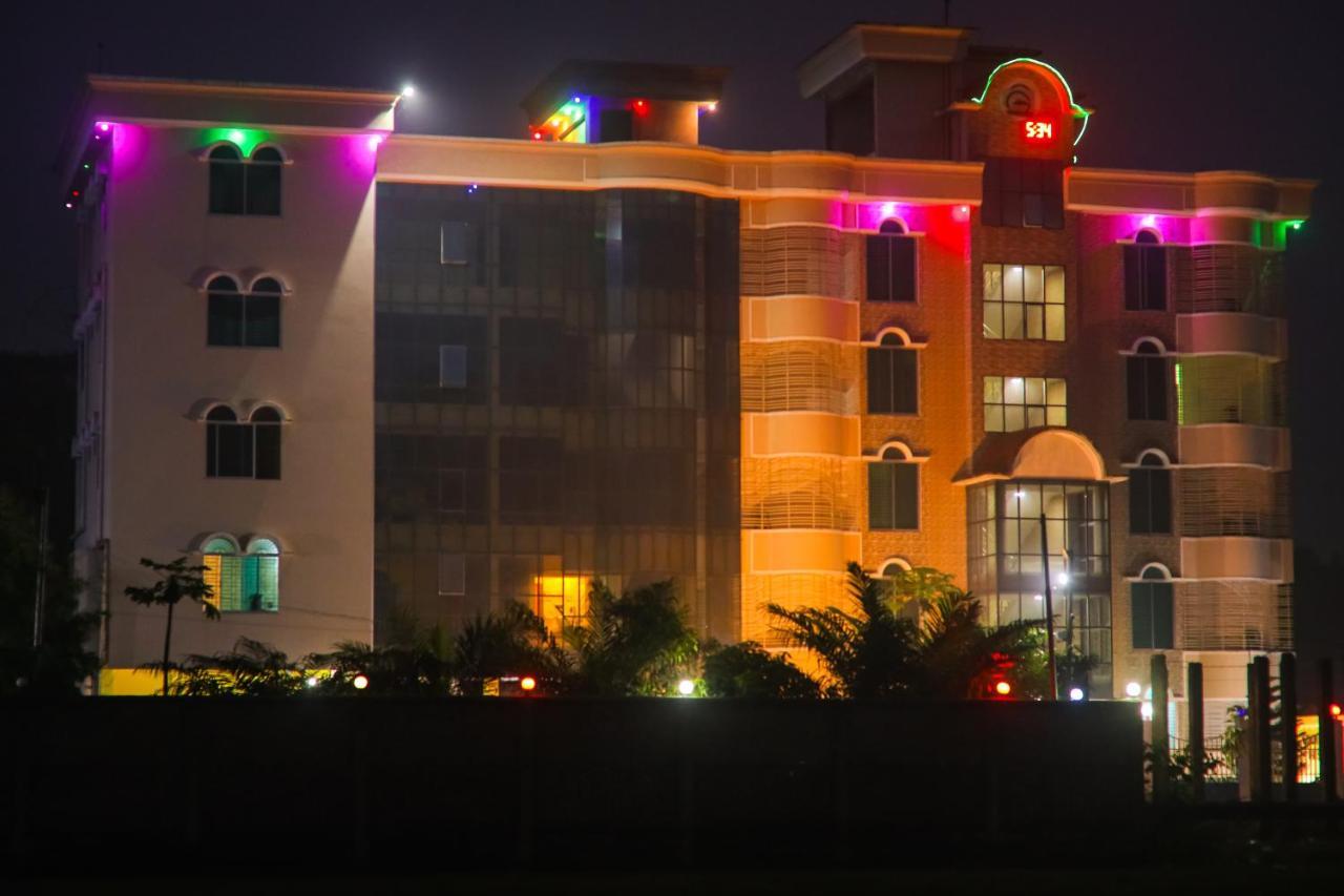 Grand Selim Resort & Tour - Gsrt Sreemangal Bagian luar foto