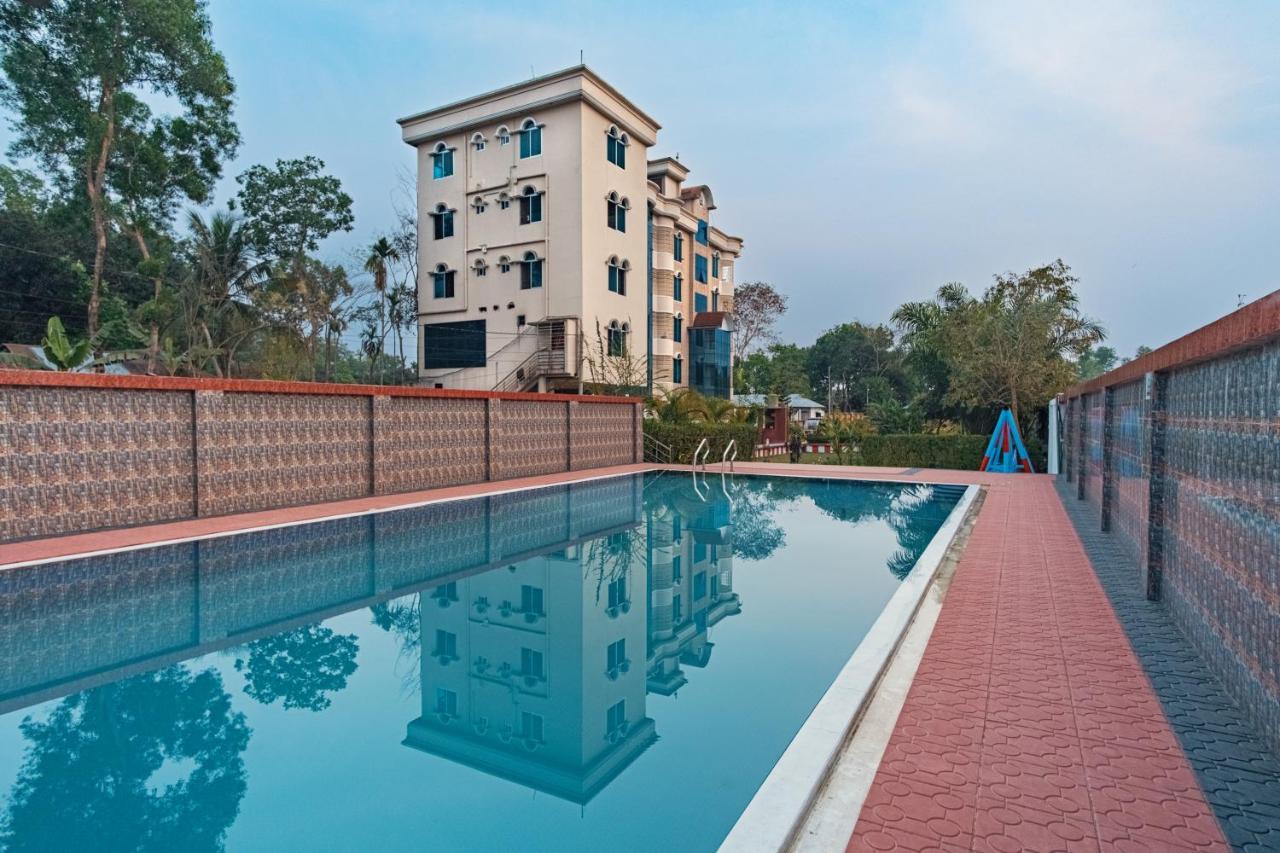 Grand Selim Resort & Tour - Gsrt Sreemangal Bagian luar foto